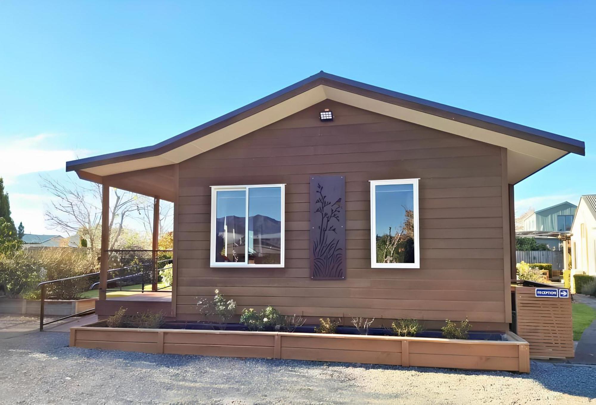 Blue Ridge Studios And Bed & Breakfast Te Anau Exteriör bild